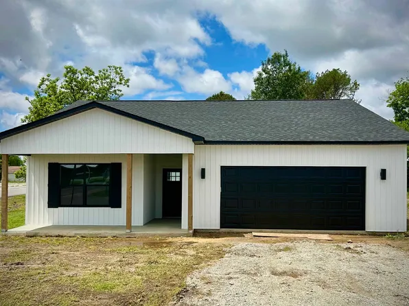 140 E Holder St, Walnut Ridge, AR 72476