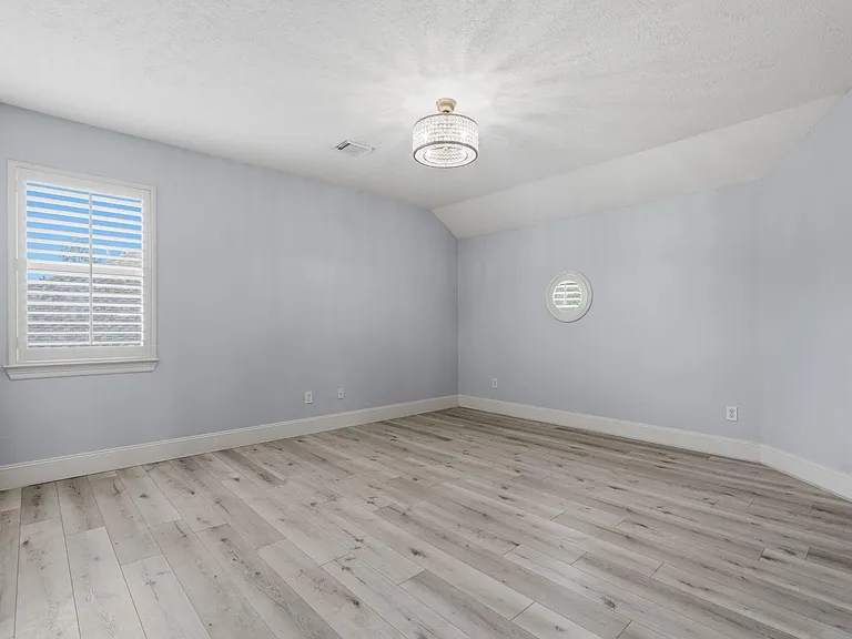 7603 Hogan Bridge Ct — Photo 29