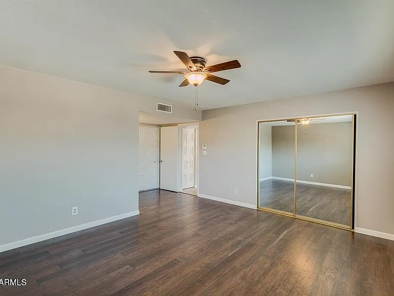 831 E Stephens Dr — Photo 11