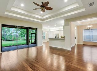 3884 Gibralter Dr, Naples, FL 34119