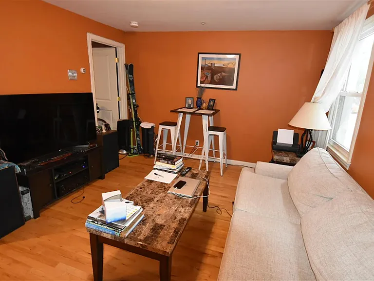 241 Hurley St #1 — Photo 8