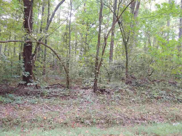 Cardinal St, Inman, SC 29349