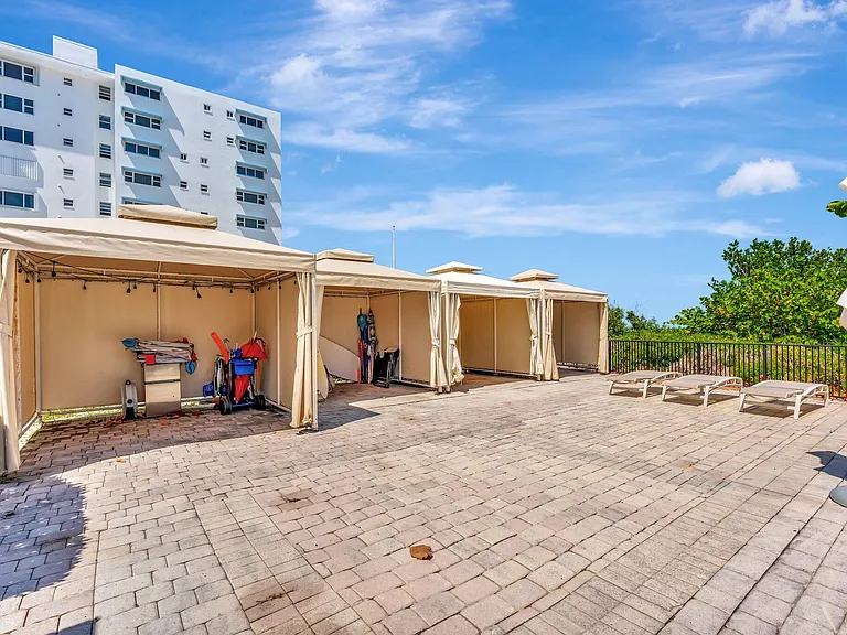 1900 S Ocean Blvd #8G — Photo 28