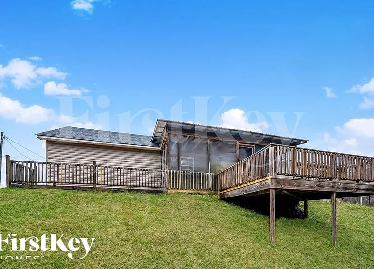 400 Crooked Creek Ln — Photo 15