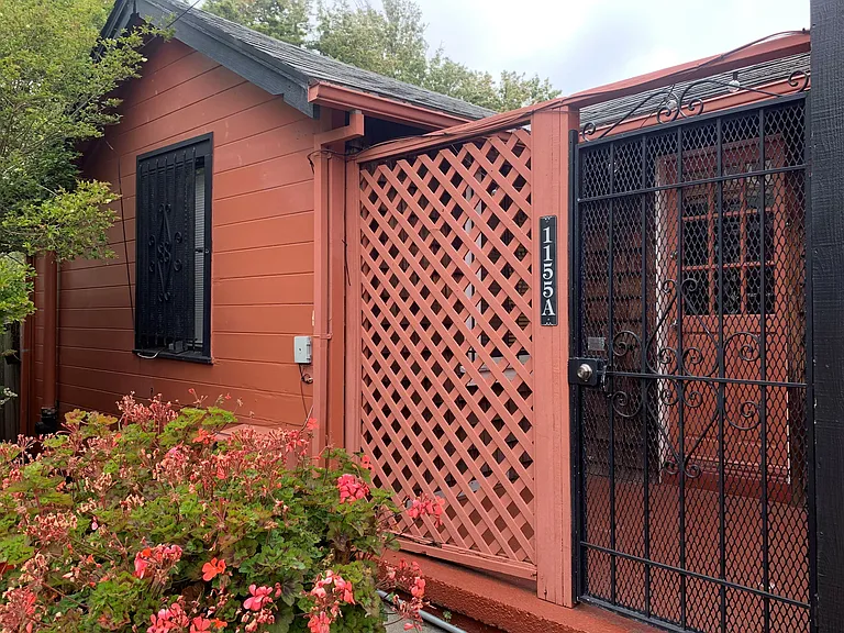 1155 Francisco St #A — Photo 2