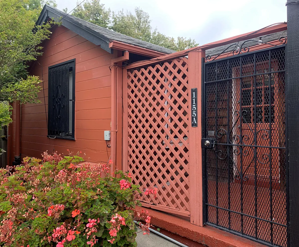 Building Photo - 1155 Francisco St #A