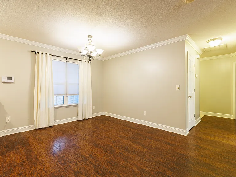 76 Brookfield Dr — Photo 20