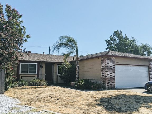 3rd image of 841 Almond Dr