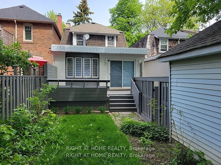 357 Old Orchard Grv — Photo 2