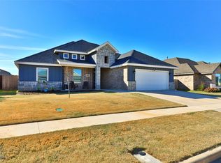 365 Blue Lake Dr, Abilene, TX 79602
