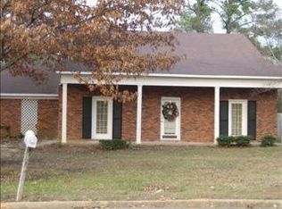 107 Suzanne Cv, Clinton, MS 39056