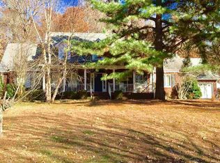 19 Greenwood Pl, Paducah, KY 42003