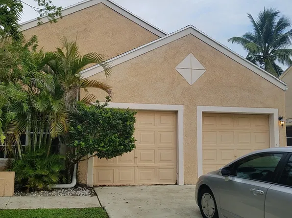 23125 Old Inlet Bridge Dr, Boca Raton, FL 33433