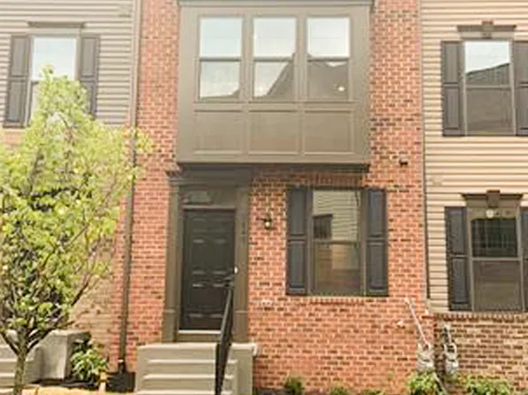 2640 Jetstream Rd, Herndon, VA 20171