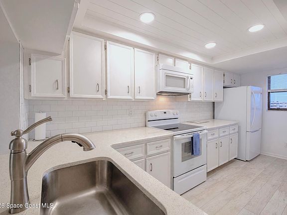 4th image of 1830 N Atlantic Ave APT C605
