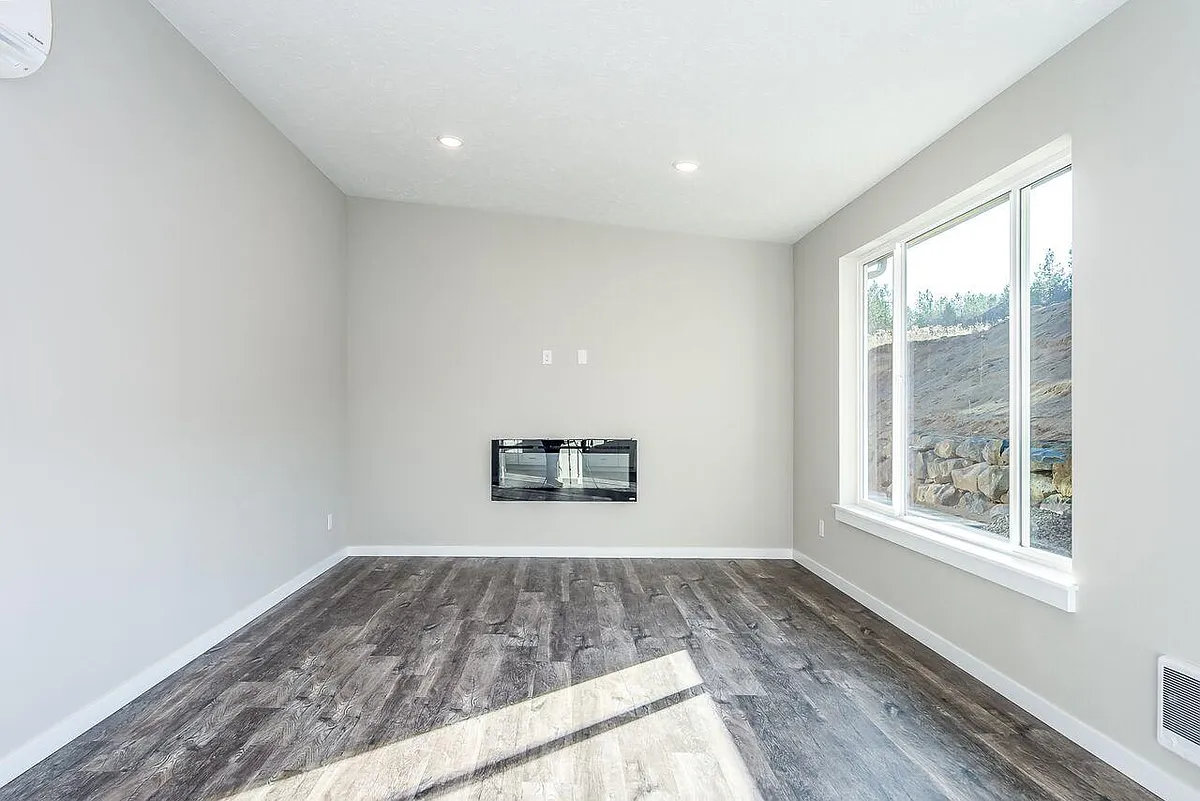 Building Photo - 1626 S Nettleton Ln