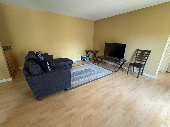 2nd image of 4777 Cedar Springs Rd APT 6E