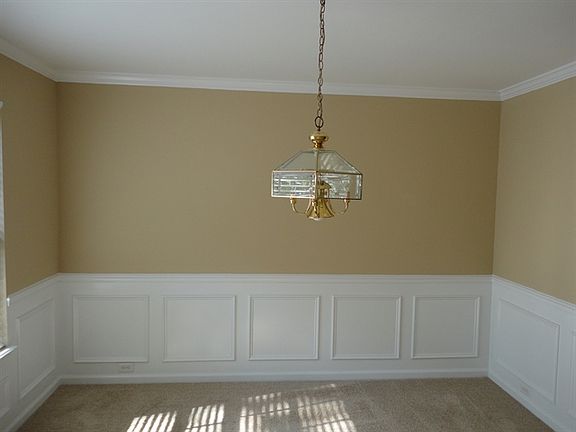 4th image of 7708 Leisure Ln
