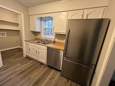 3 bed, 2.0 bath, 1185 sqft, $1,550 — Photo 3