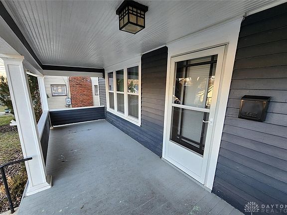 5th image of 551 N Walnut St