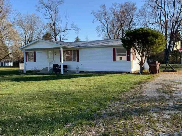 200 Monfort St, College Corner, OH 45003