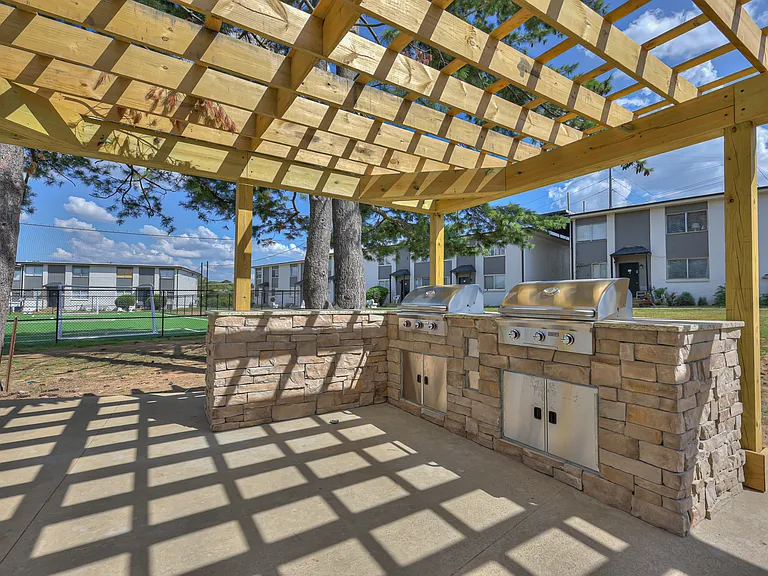 912 Winthorne Dr #2 — Photo 11