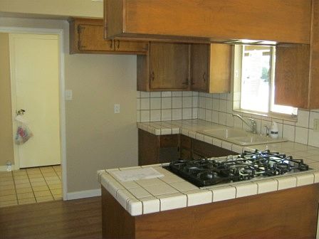 3rd image of 7542 Myrtle Vista Ave