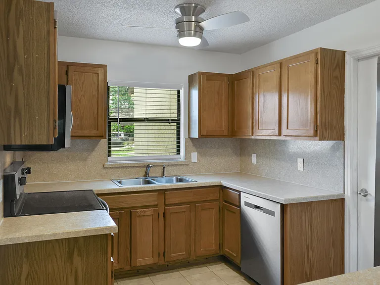 8670 Purslane Pl — Photo 9