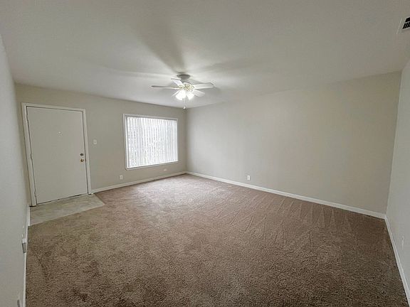 3rd image of 616-618 Poplar Ave #616
