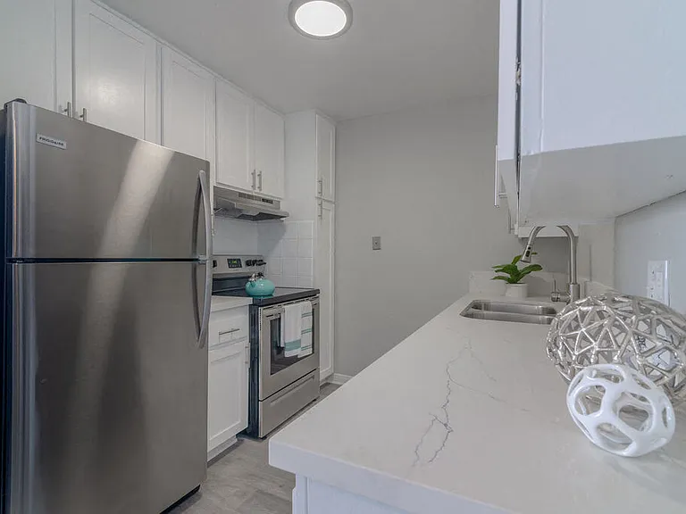 Citra Apartments — Photo 38
