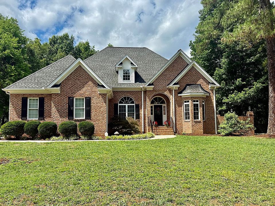 1st image of 7107 Claren Oaks Ct