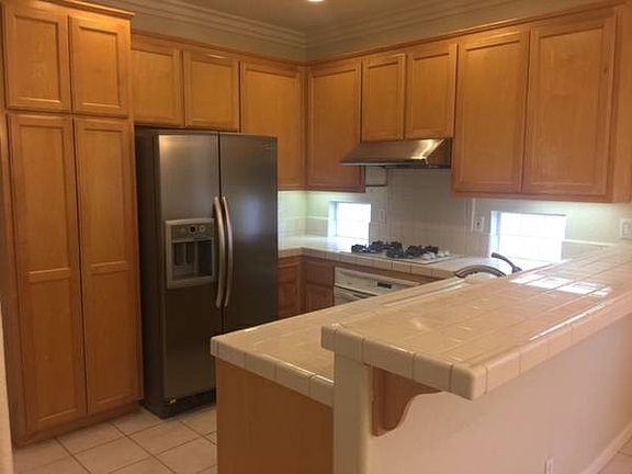 5th image of 1764 Wayne Cir