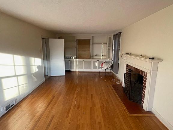 Living room, original built-in cabinets.