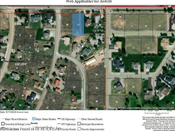 24 Cedar Creek Dr, Thayne, WY 83127