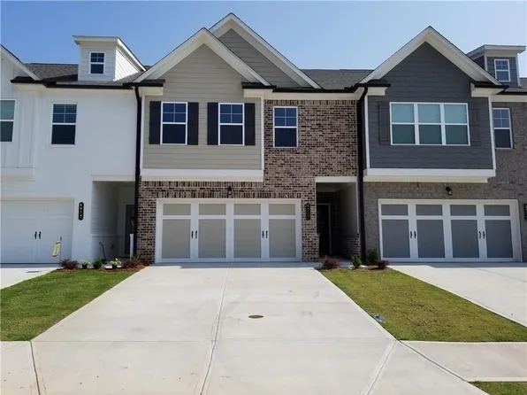 5217 Fox Den Rd, Oakwood, GA 30566