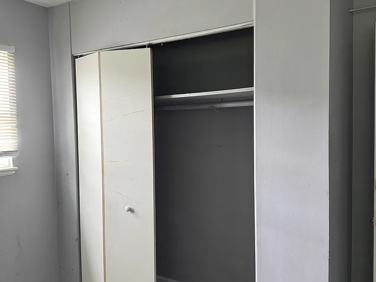 5500 Lodema Way #4 — Photo 3