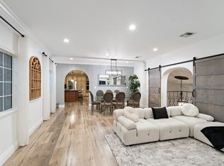 11265 Sunshine Ter, Studio City, CA 91604