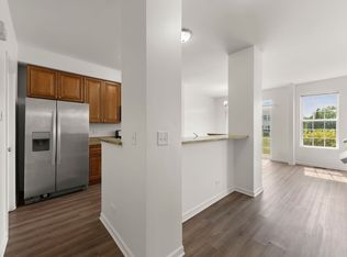 1012-1070 Turin Dr, Hampshire, IL 60140