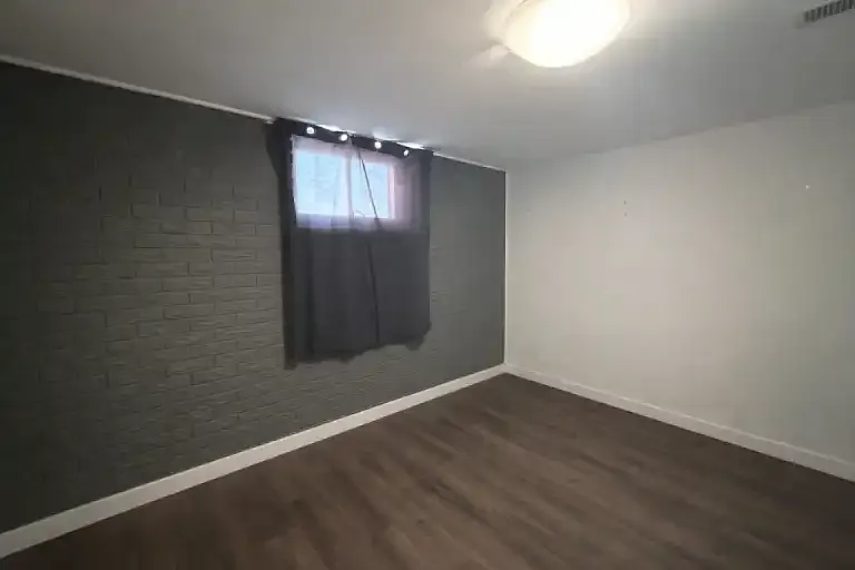 780 Mona Dr #2 — Photo 8