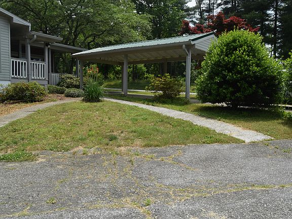 3rd image of 517 Hyder Allen Ln