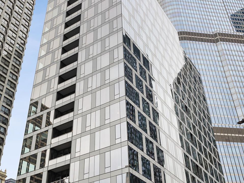 1st image of 403 N Wabash Ave #9D