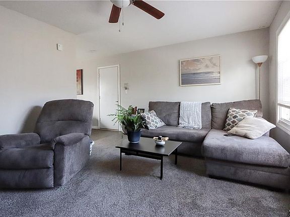 3rd image of 9408 Stark Ave