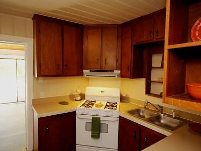 3600 Kell St — Photo 4