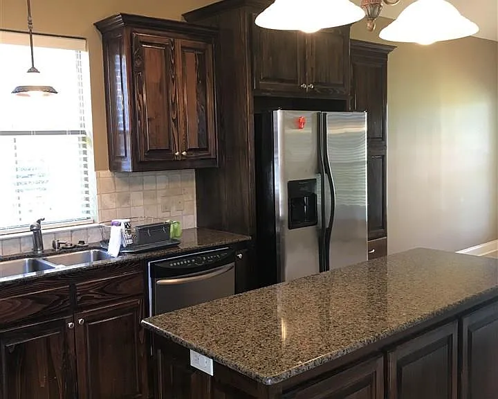 9068 Foxgate Dr — Photo 8