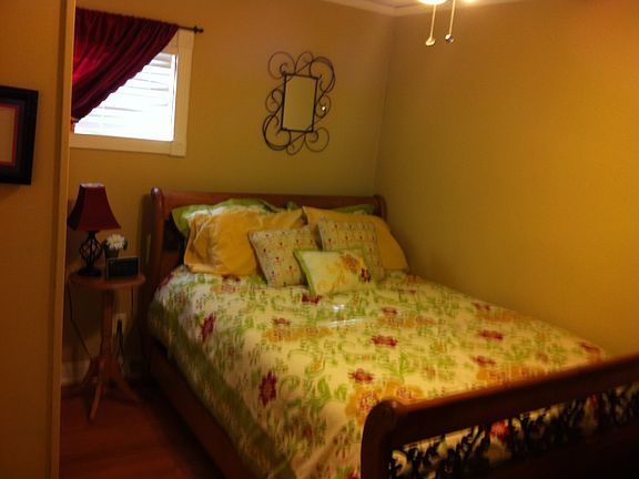 2nd image of 1721 Baird Ave