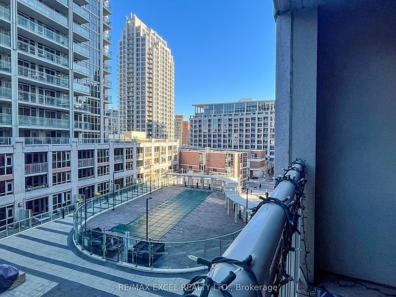 5th image of 35 Bastion St #720