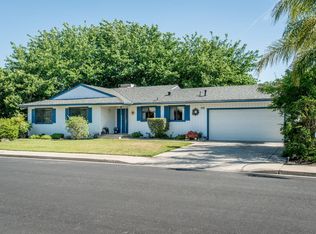 2196 Mitchell Ave, Clovis, CA 93611