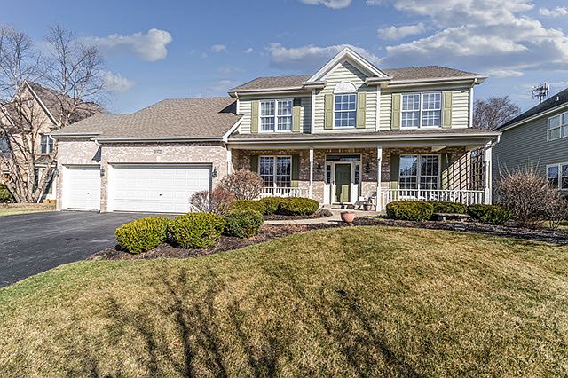 1st image of 26W226 Pinehurst Dr