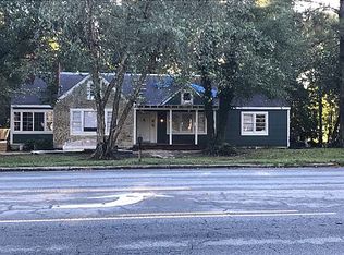 2611 Evans St, Greenville, NC 27858