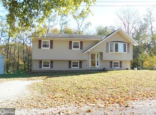 840 N 6th St, Hamilton, IL 62341